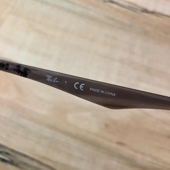 Clear and fun RAY BAN prescription glasses - Picture 9 of 14